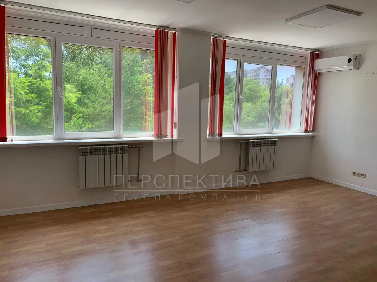 Офис из трех кабинетов 54 м2 Класс B+