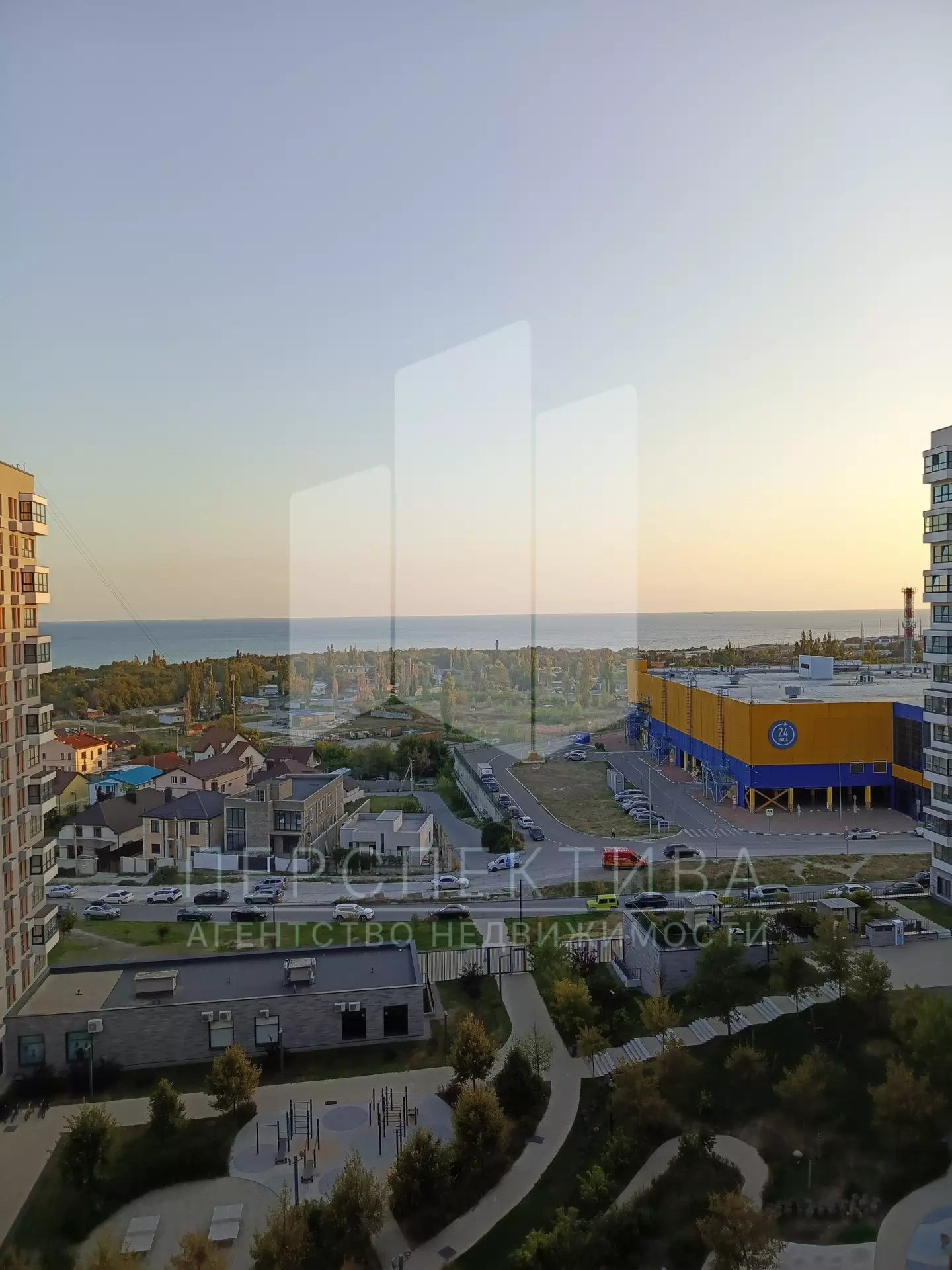 🌊 Долгосрочная аренда 2‑комнатной квартиры с видом на море! 🏙️